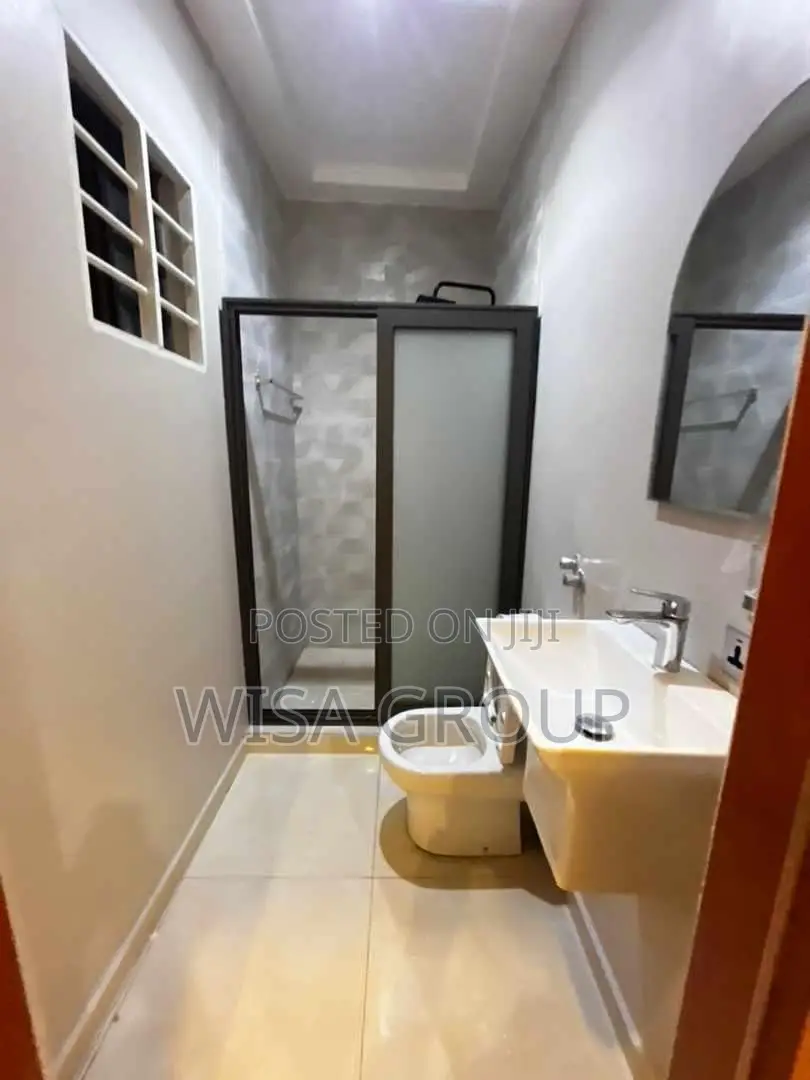 3bdrm Duplex in Wisa Groups, Accra Metropolitan for sale