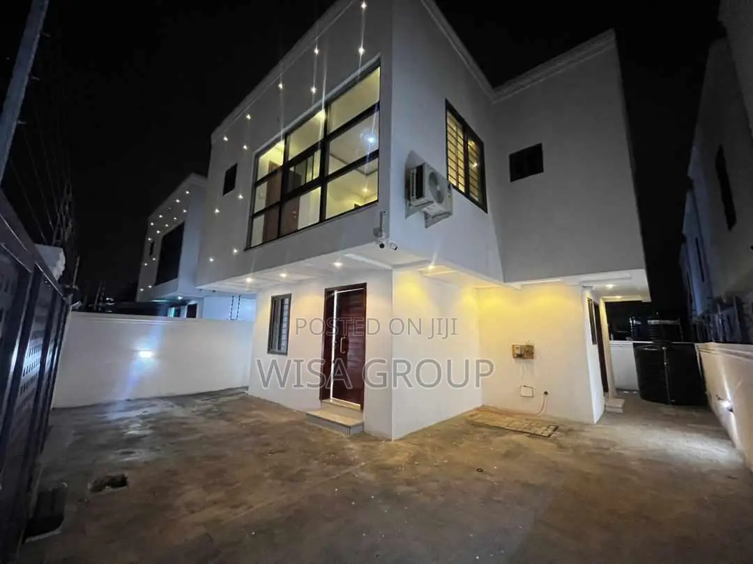 3bdrm Duplex in Wisa Groups, Accra Metropolitan for sale
