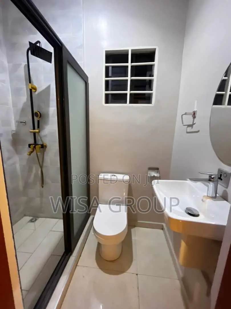 3bdrm Duplex in Wisa Groups, Accra Metropolitan for sale