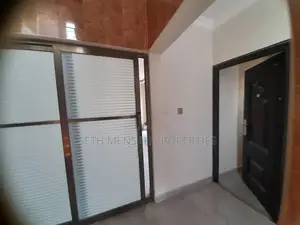 3bdrm Apartment in Burna Hills Mayfair, South La for sale