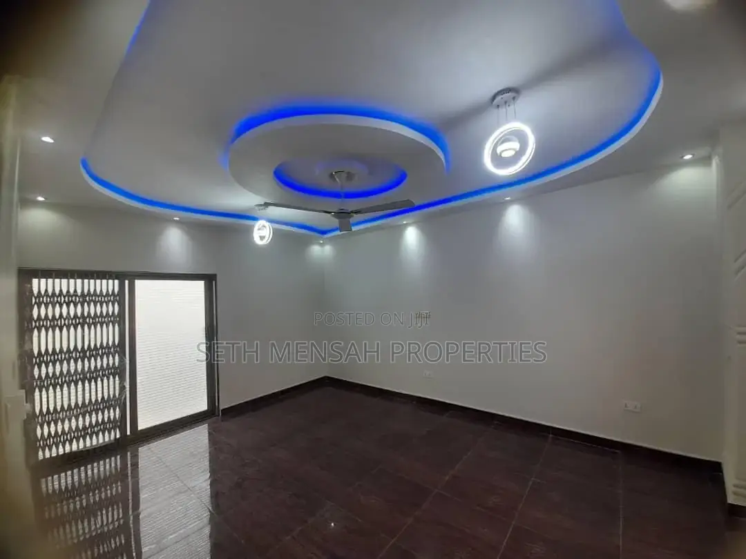 3bdrm Apartment in Burna Hills Mayfair, South La for sale