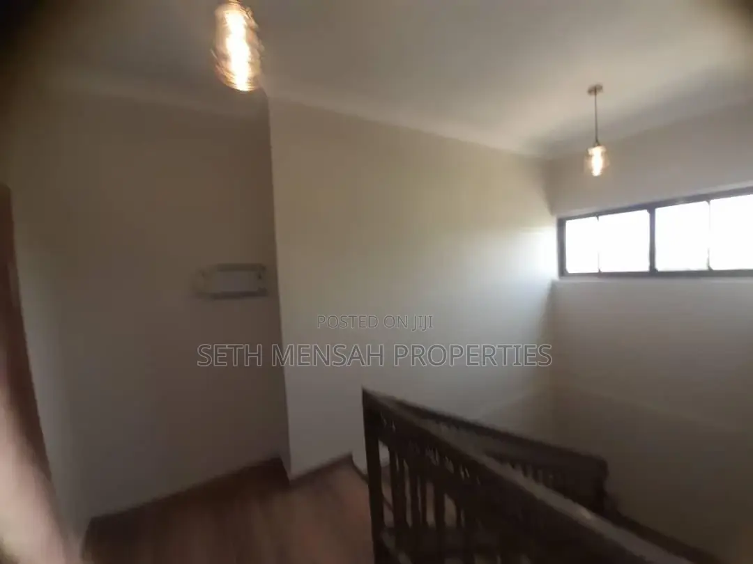 3bdrm Apartment in Burna Hills Mayfair, South La for sale