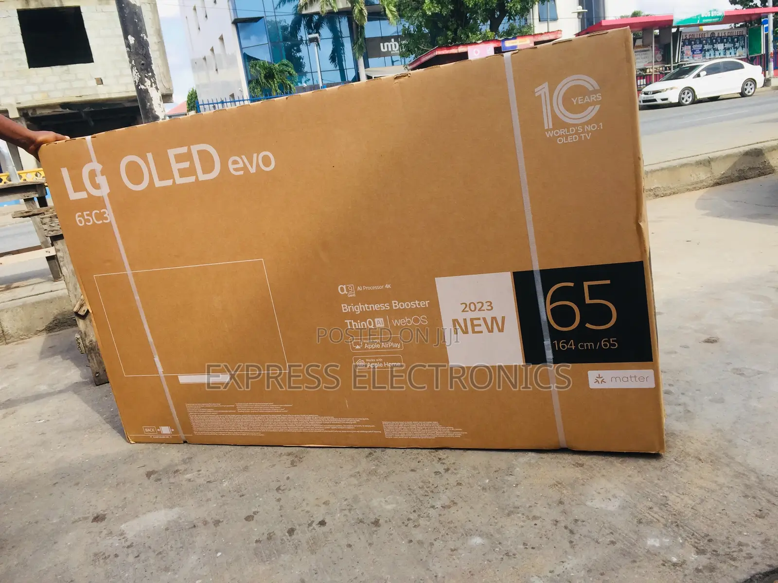 Very Awesome Slim OLED 65”C36 LG Television