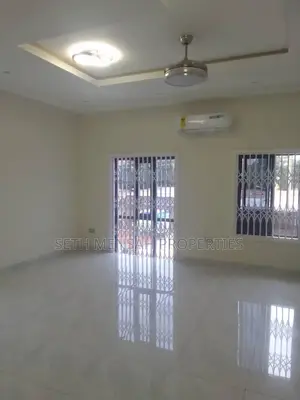 4bdrm Apartment in Achimota, Mile 7 for sale