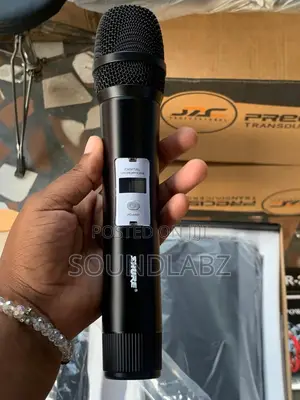 Shure WK-U8200 Dual Wireless Professional Microphone