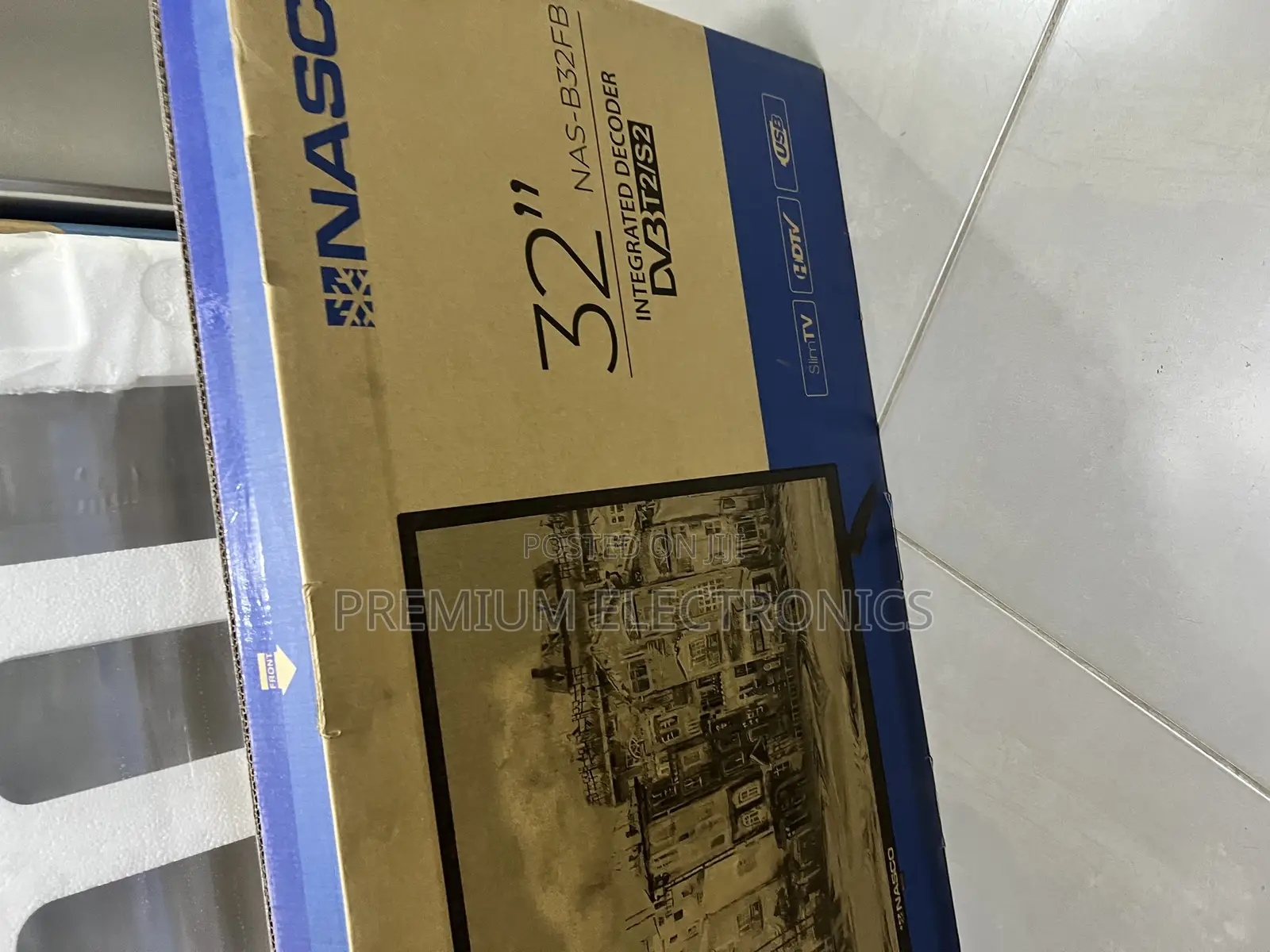 Effortless Living Starts With Nasco 32" Digital Satellit TV
