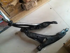 Honda CR-V 98 - 2000 Lowerarm