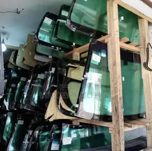 Windscreen for Range Rover, Honda and Benz Available
