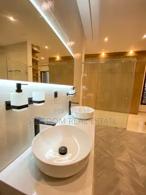 4bdrm Duplex in East Legon for sale