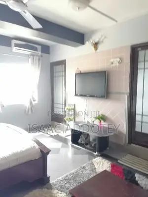Furnished 1bdrm Apartment in Sakumono Estate, Baatsona Total for rent
