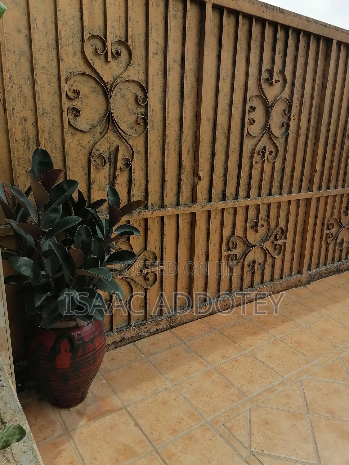 Furnished 1bdrm Apartment in Sakumono Spintex, Baatsona Total for rent