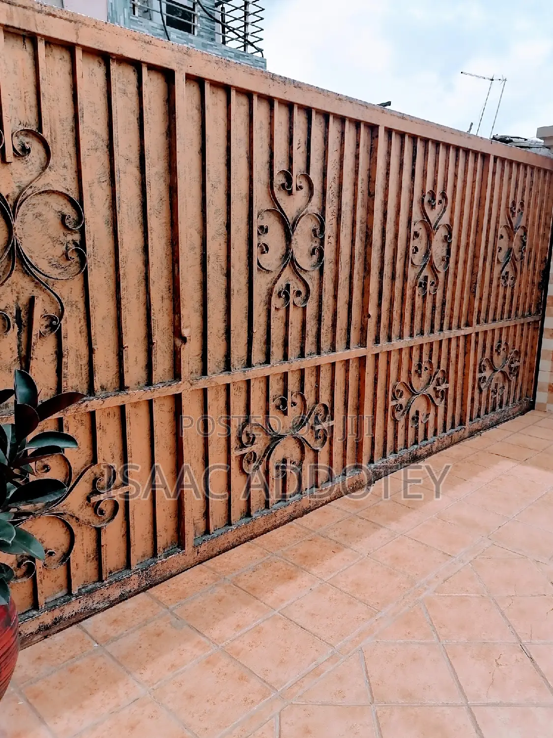 Furnished 1bdrm Apartment in Sakumono Spintex, Baatsona Total for rent