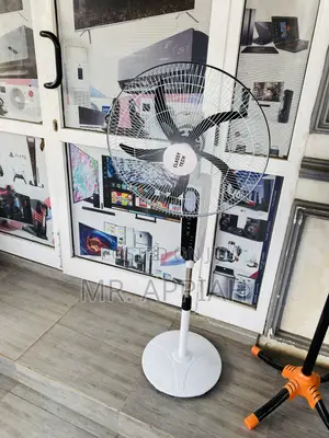Reliable Classic Tech Rechargeable Electric Fan 18” .