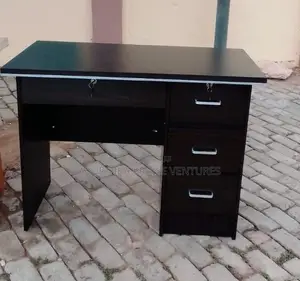 Leaning Table