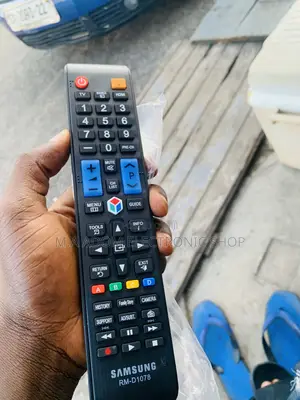Brand New Samsung Smart Remote