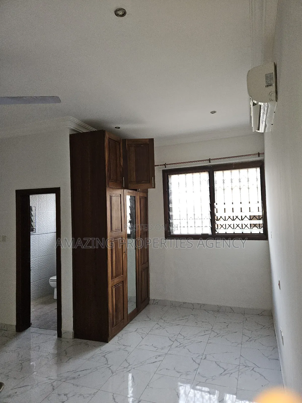 4bdrm House in Spintex Batsonaa for rent