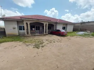 Furnished 5bdrm House in Kronum Top Boat, Kumasi Metropolitan for sale