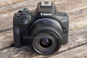 Canon Eos R 50 Mirrorless Camera With 18 45 Mm Lens Black