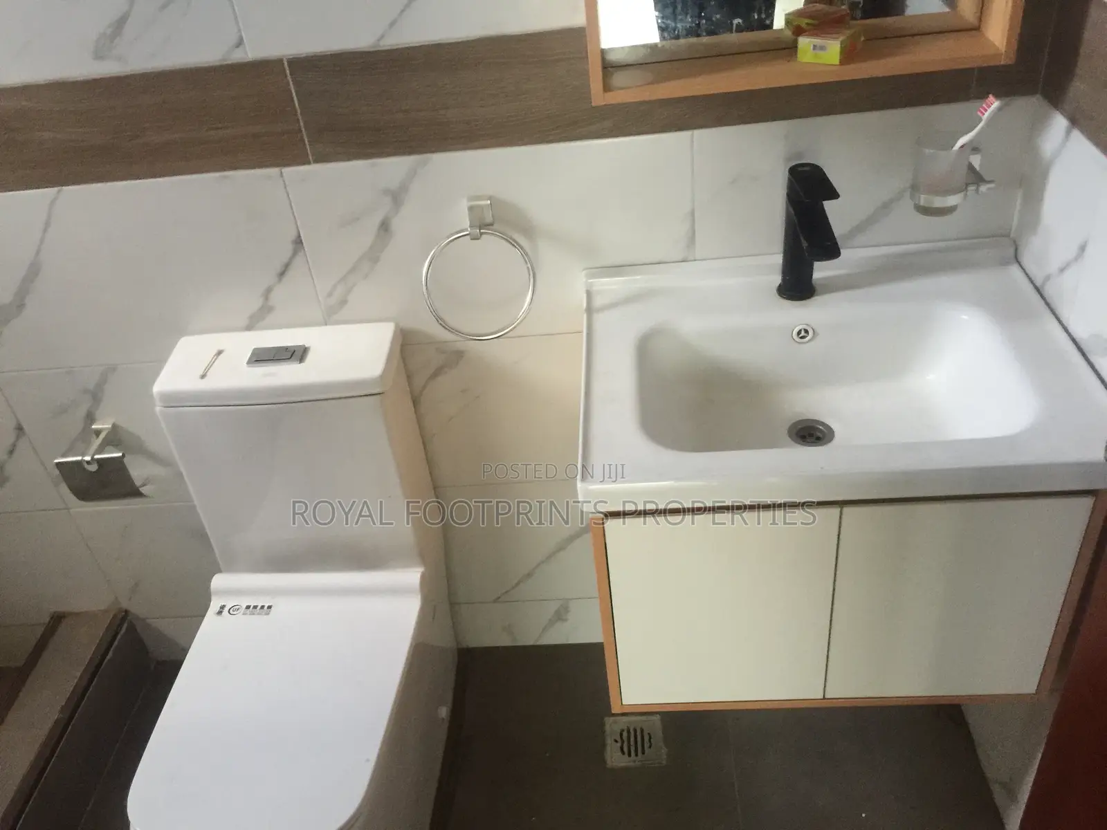 2bdrm Apartment in Royal Footprints, Ashaley Botwe for rent