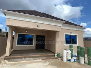3bdrm House in Skm, Ablekuma for sale