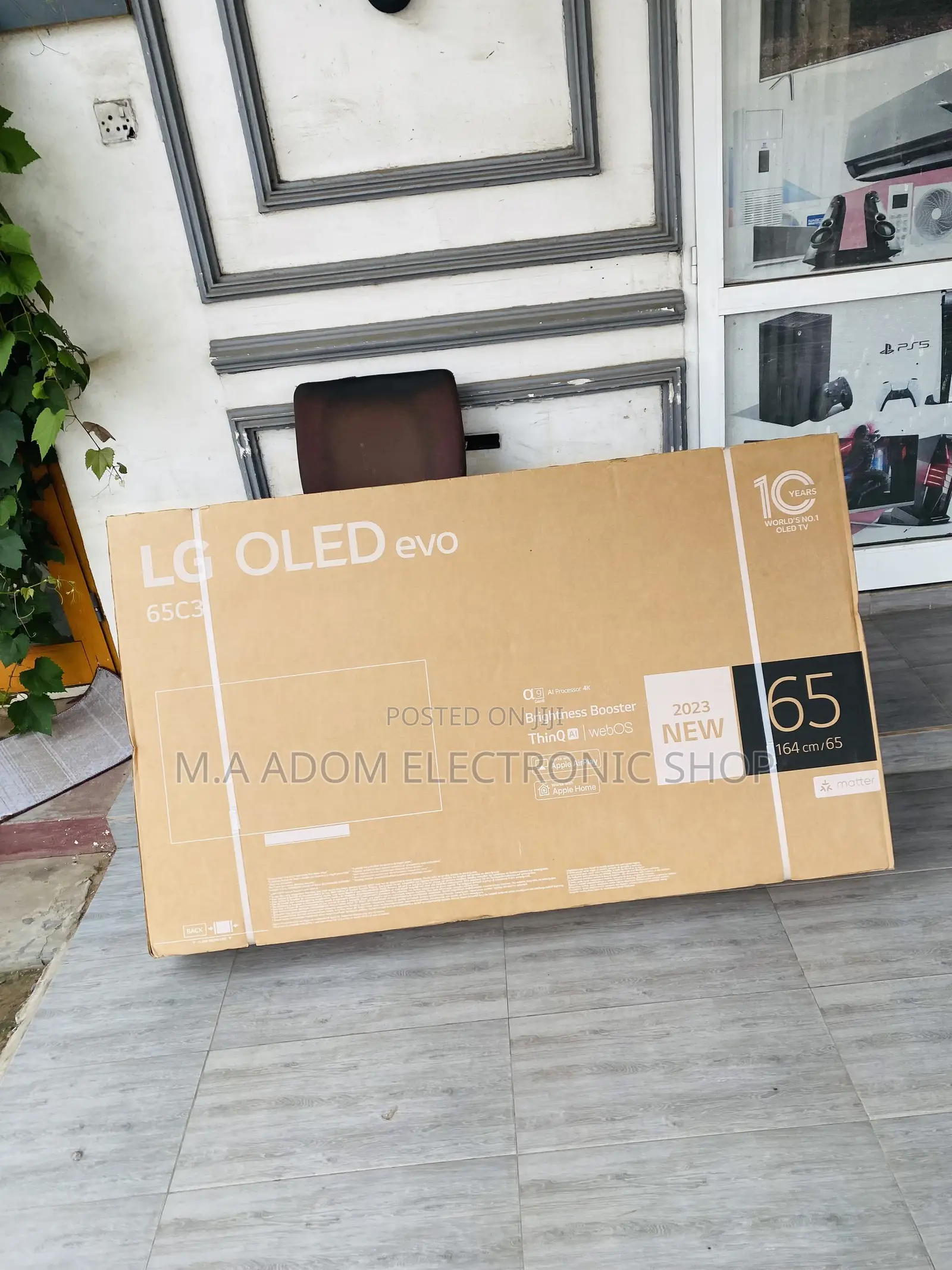 Brand New LG 65 Inch OLED EVO Smart Flat Screen Tv.