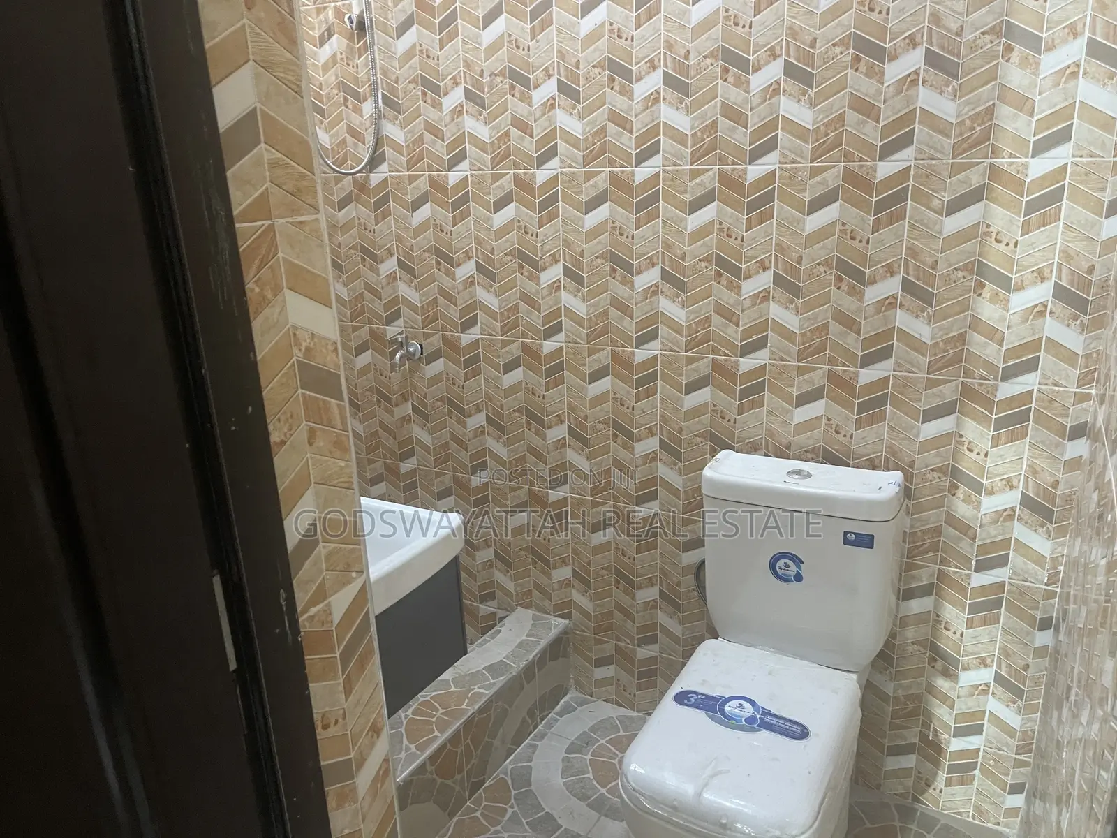 2bdrm Apartment in East Legon, Adjiriganor for rent