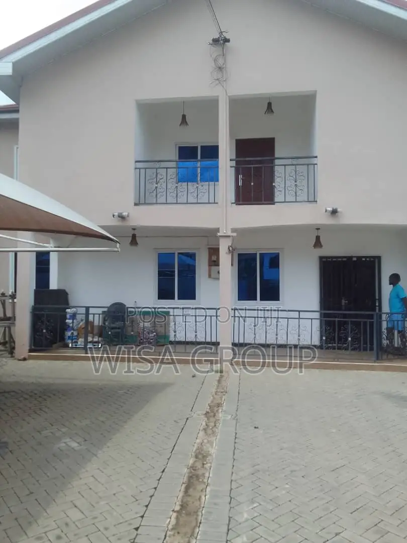 4bdrm Duplex in Wisa Groups, Accra Metropolitan for rent