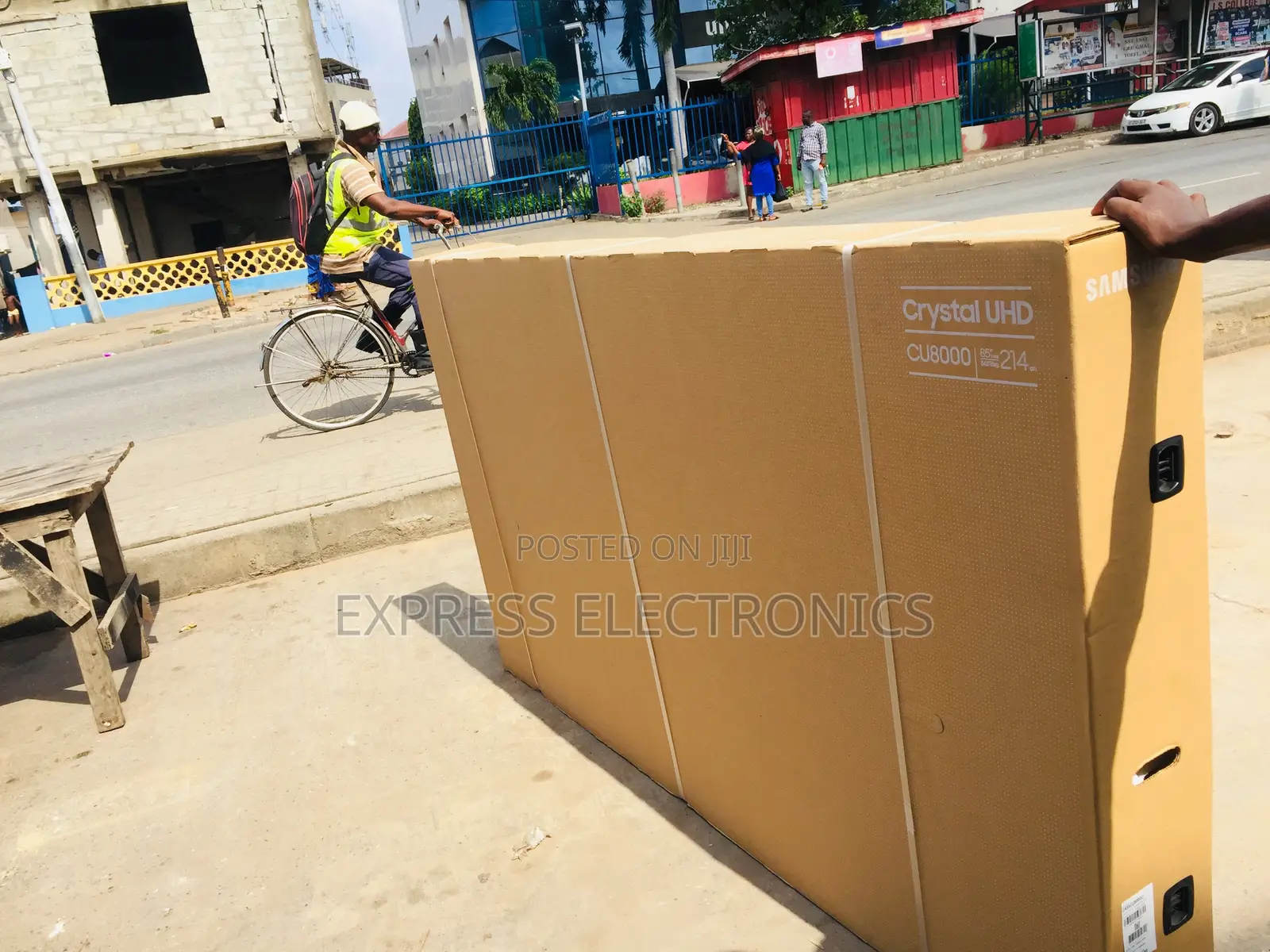 Vivid Clear Pictures Uhd Smart Samsung 85cu8000