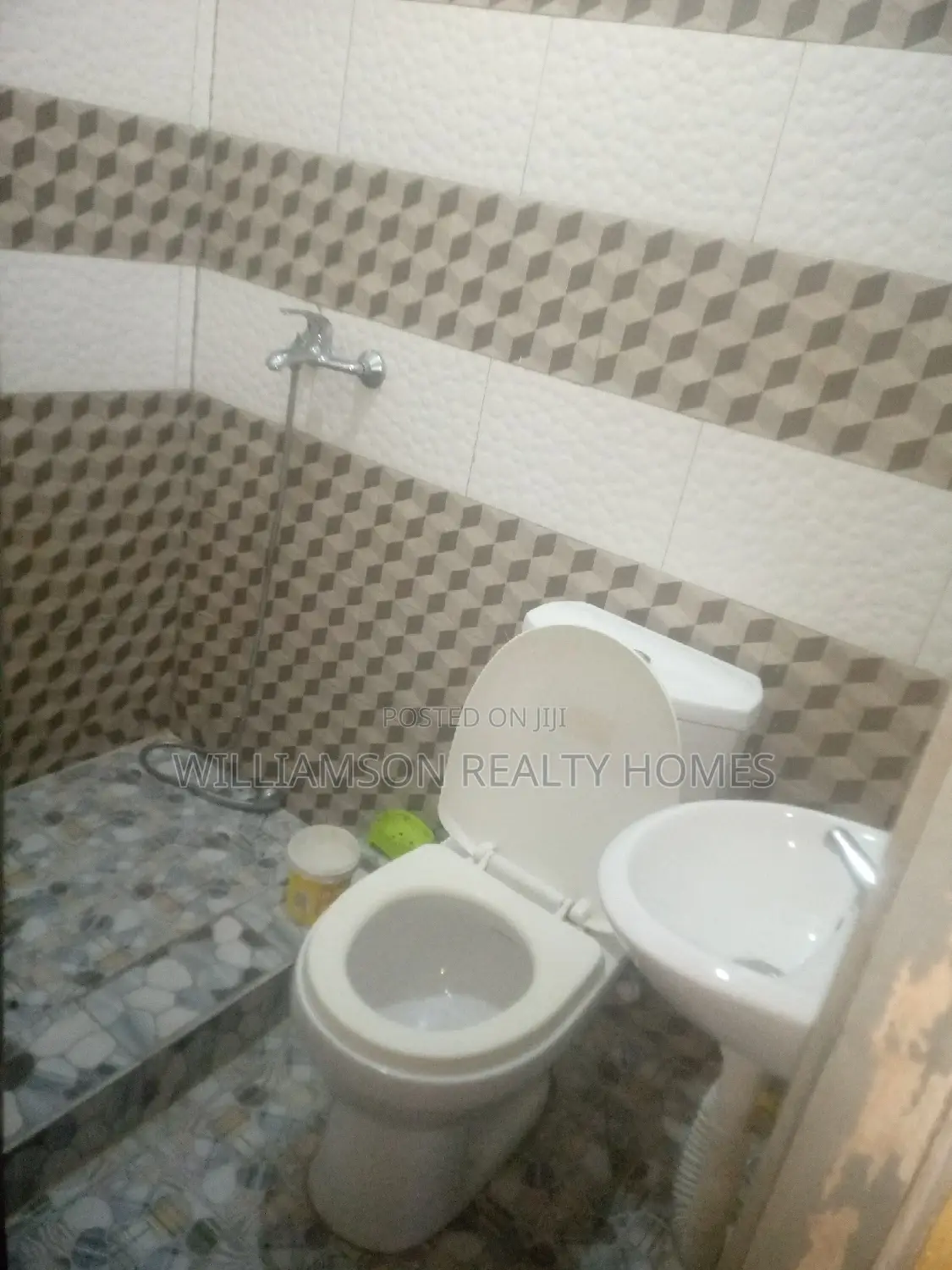 2bdrm Apartment in Tempo Estate, Spintex for rent