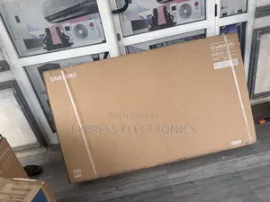 Smart Samsung 65”Cu8000 UHD Smart Gloss True Cinema