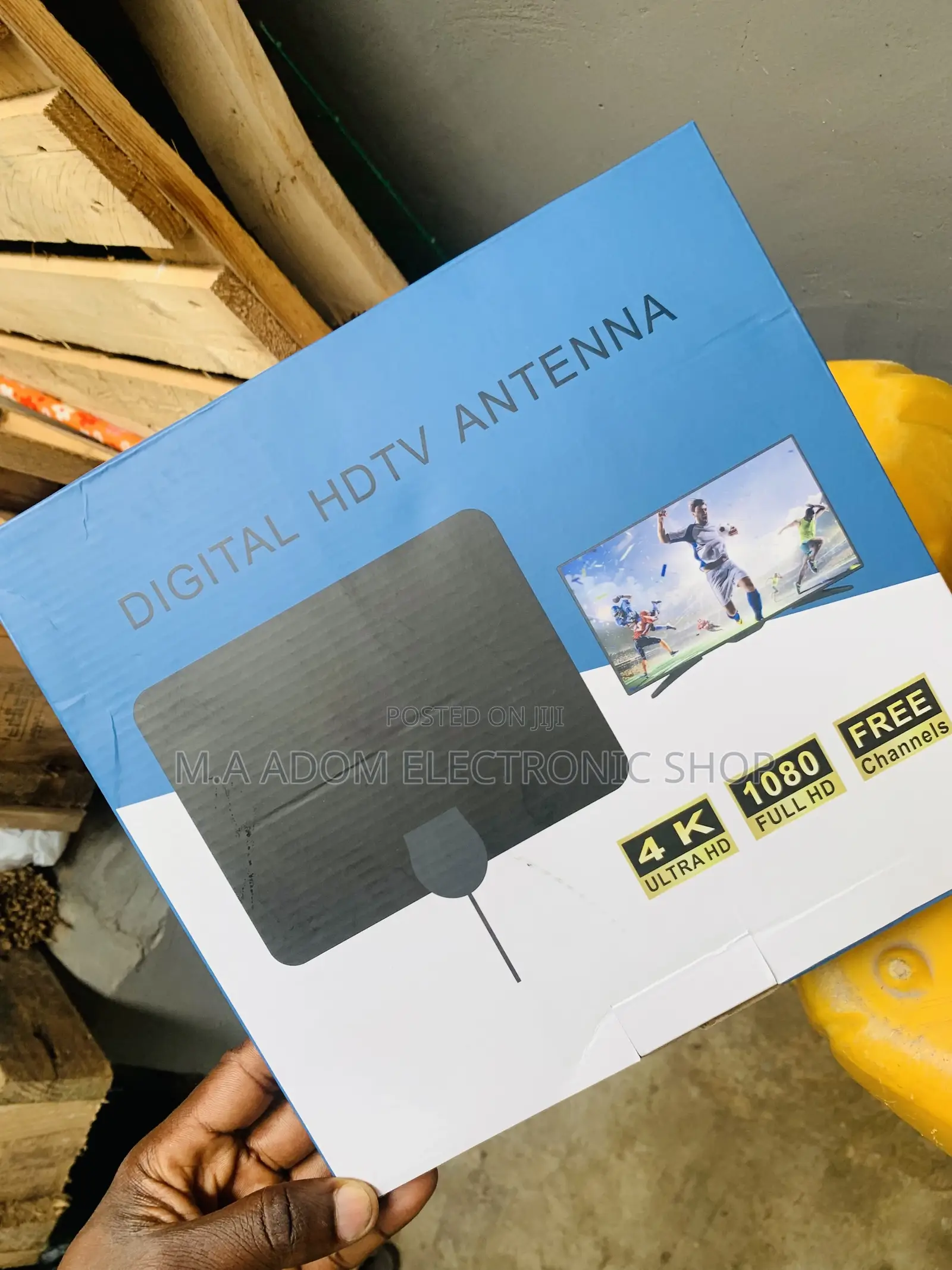 Antenna With Booster for All Your Digital Channels
