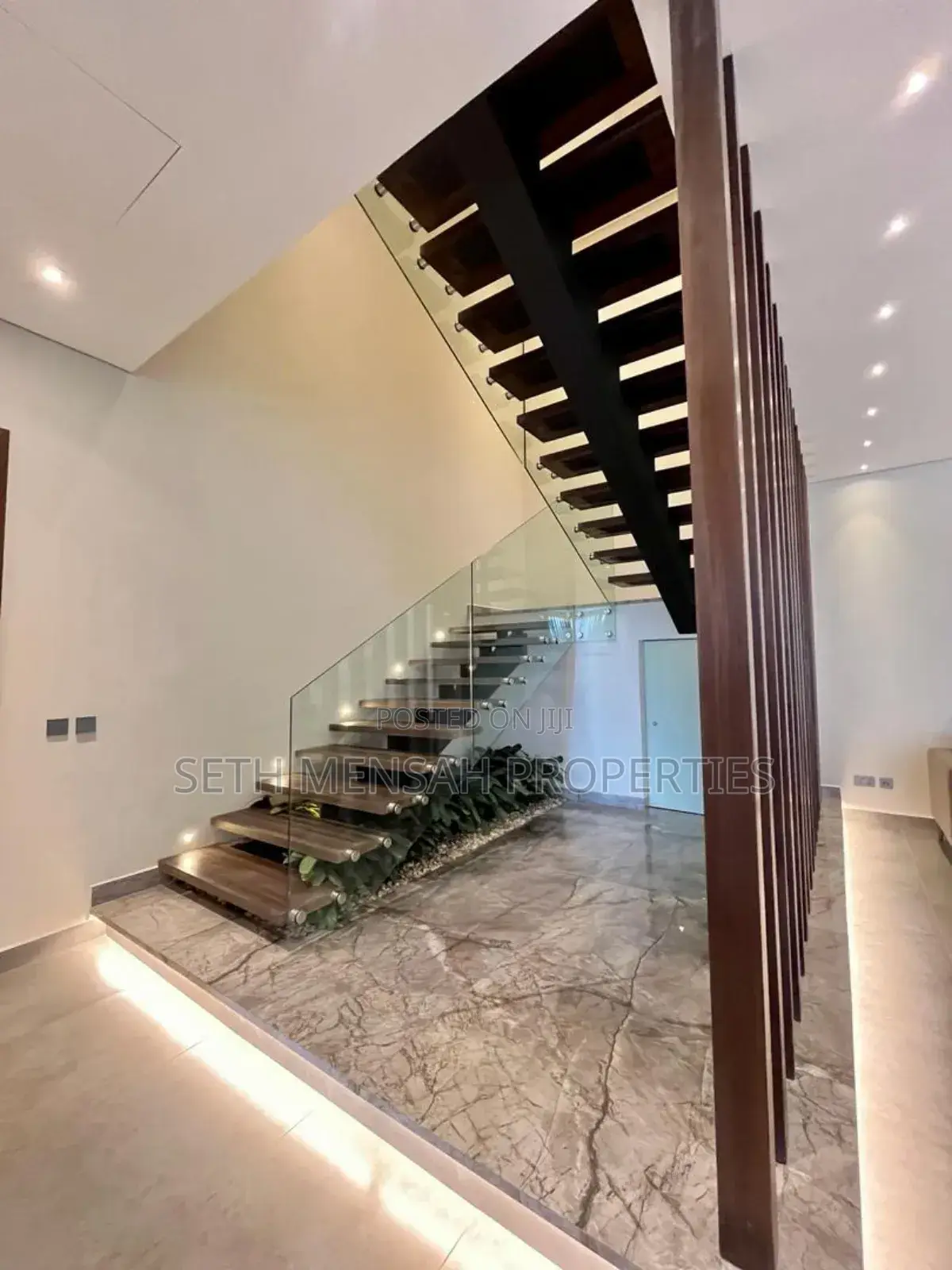 3bdrm Apartment in Airport Residential for rent