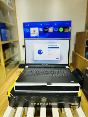 New Laptop Dell Alienware 17 16GB Intel Core I9 SSD 1T