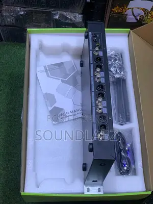 Shure A6 6in1 Mic Uhf Wireless Professional Microphone