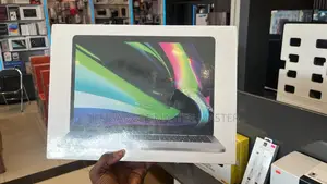 New Laptop Apple MacBook Pro 2023 M2 16GB Apple M2 SSD 1T