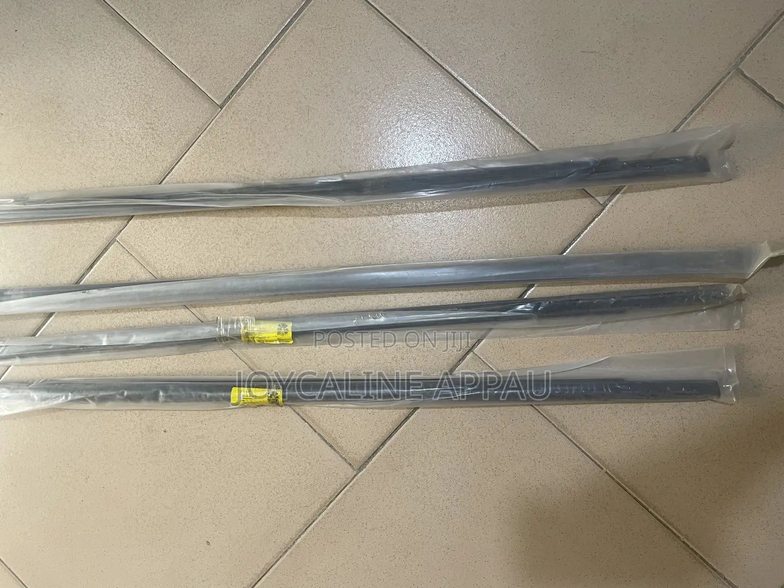 Honda Accord 2018 Door Glass Mouth