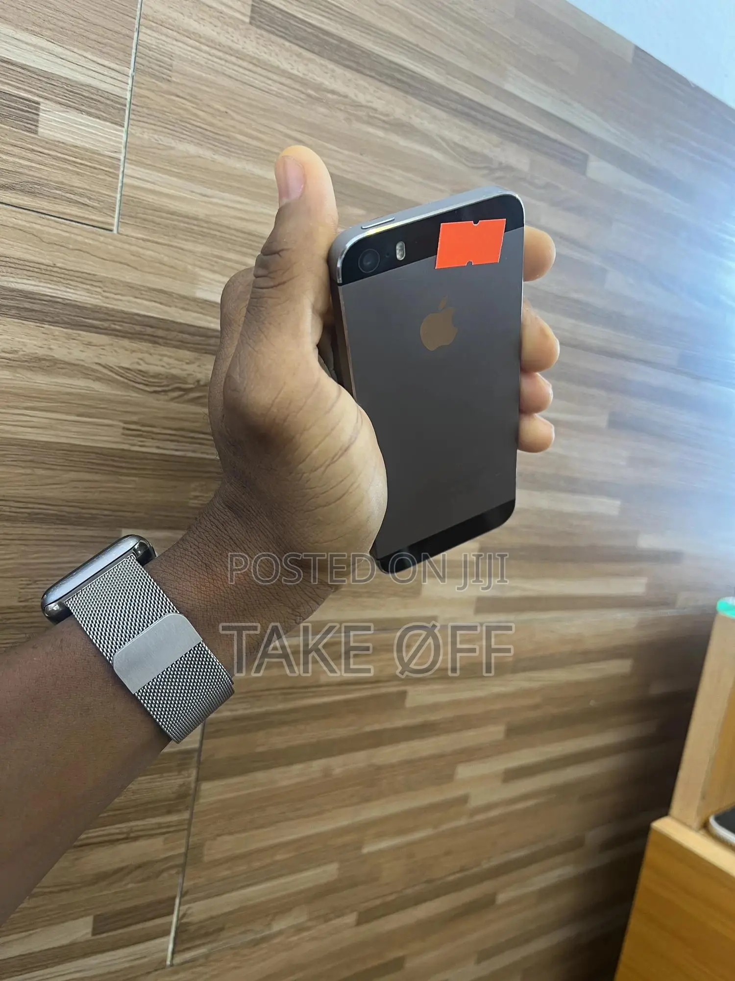 Apple iPhone 5s 16 GB Black