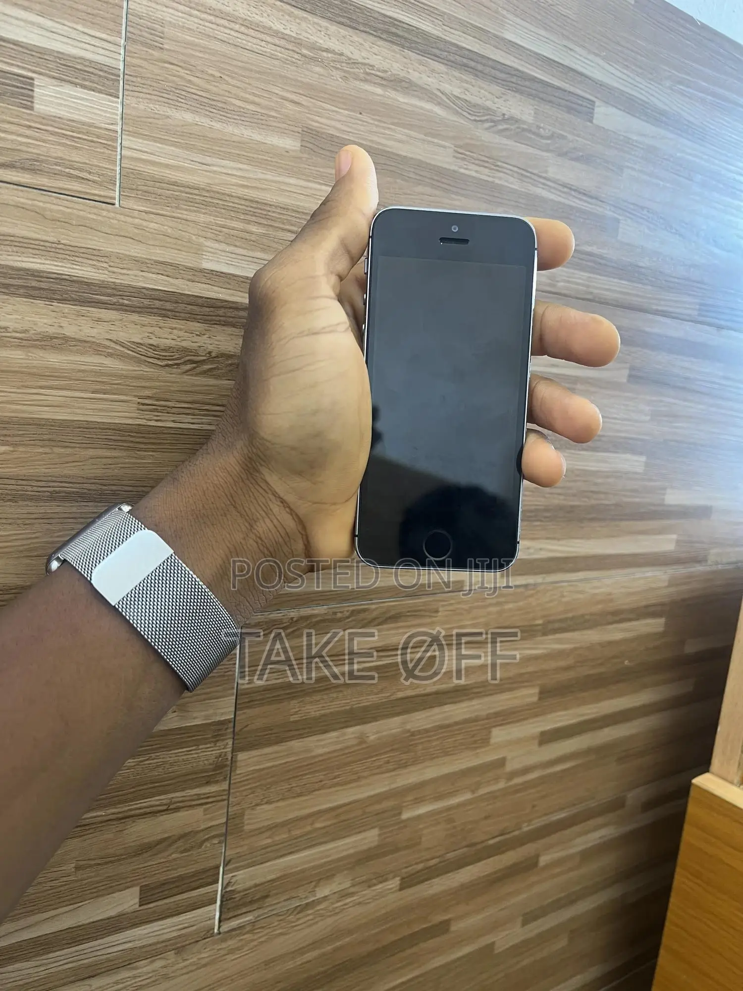 Apple iPhone 5s 16 GB Black