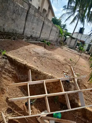 Furnished 8bdrm House in Santasi Top Boat, Kumasi Metropolitan