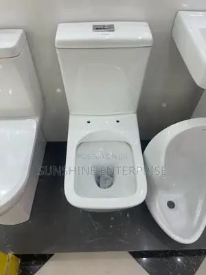 Press Top Water Closet