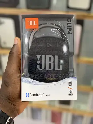 JBL Clip 4