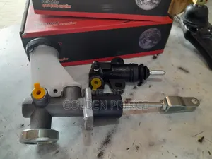 Nissan Pickup/Hardbody Top Down Clutch Pot