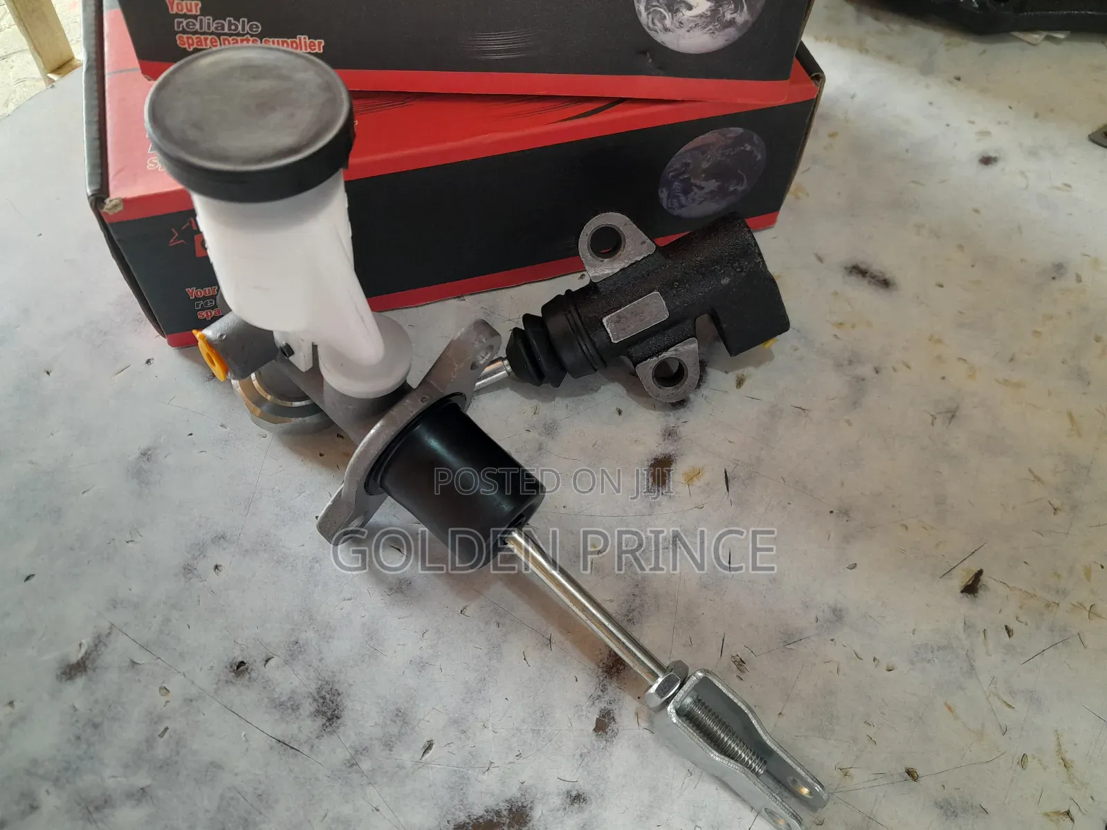 Nissan Pickup/Hardbody Top Down Clutch Pot