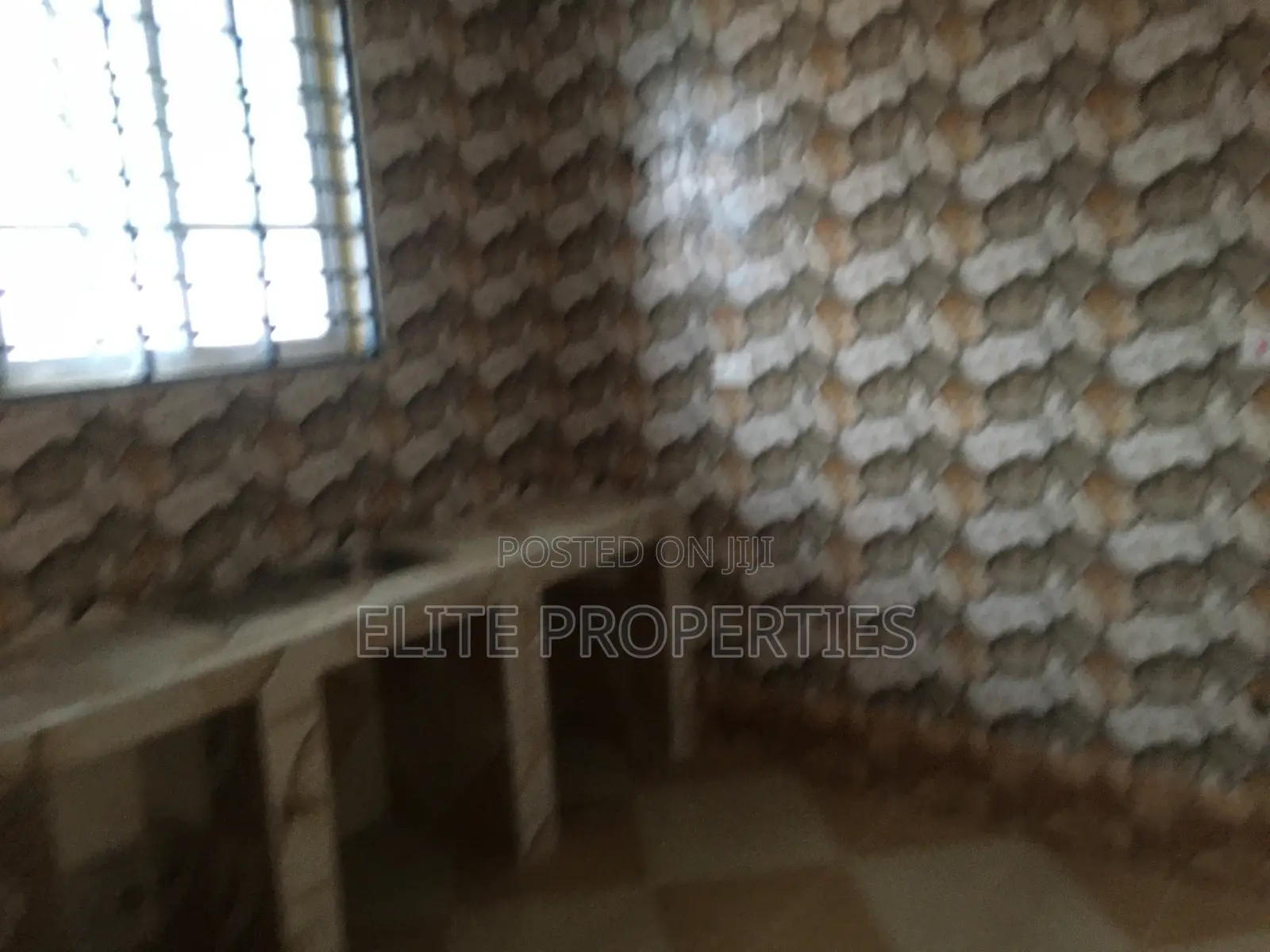 2bdrm Apartment in Dawhwenya-Tabora, Tema Metropolitan for rent