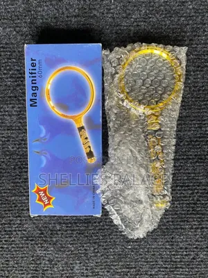 Portable Handheld Magnifying Glass
