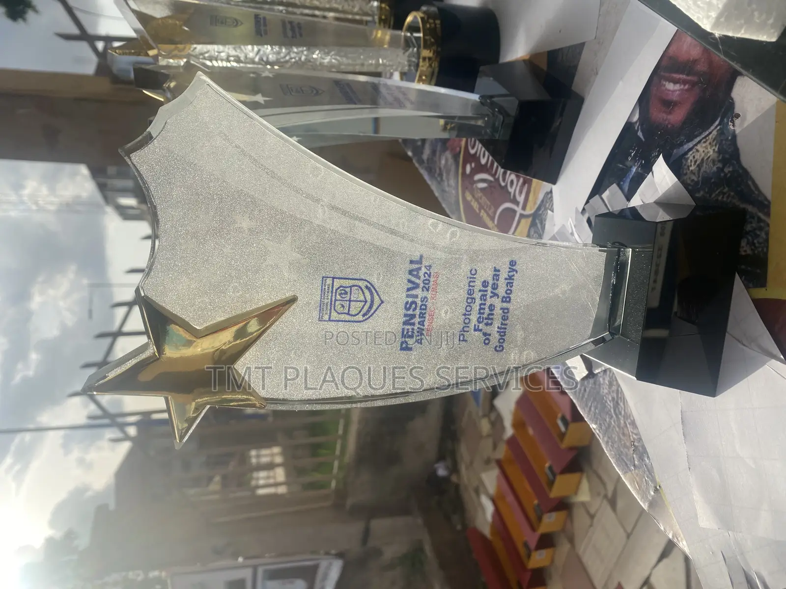 Hot Award Plaque for Your Events and Awards Ceremony