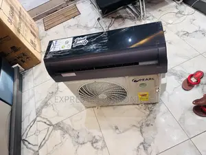 Black Mirror 2.5hp Split R410 Gas Pearl 