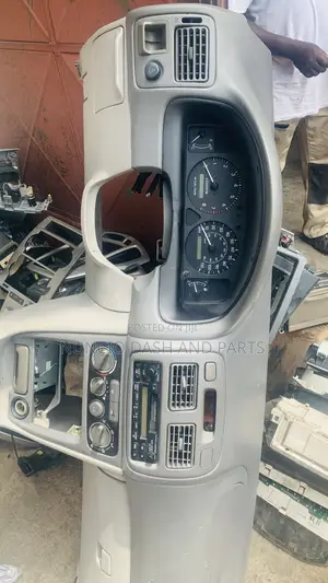 Toyota Corolla (Kuame) 2000 Dashboard