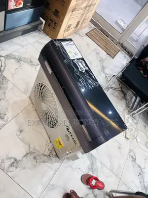 Black Pearl Mirror Air Conditioner 2.5hp Split R410 Gas