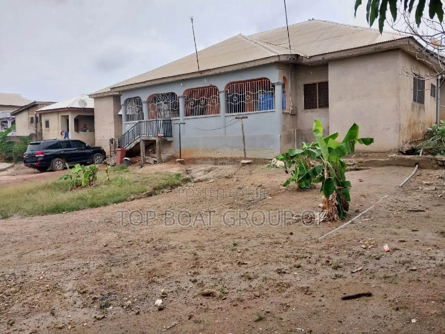 Furnished 8bdrm House in Kronum Top Boat, Kumasi Metropolitan for sale
